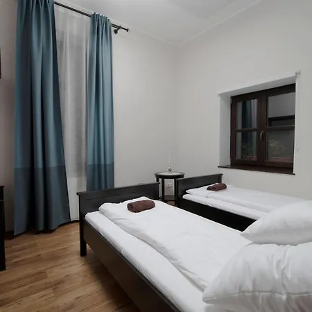 Szobi Malomkert Fogado Bed & Breakfast 3*