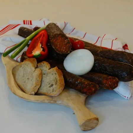 Szobi Malomkert Fogado 3*