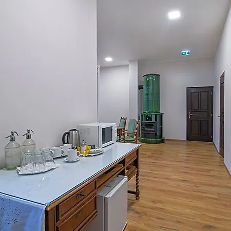 Szobi Malomkert Fogado Bed & Breakfast